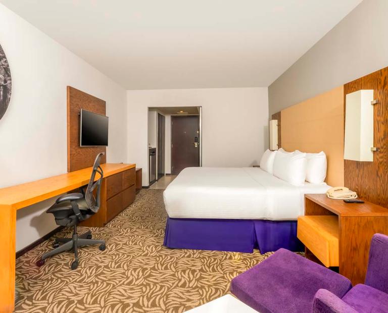 QUARTO STANDARD KING Krystal Urban® Monterrey QUARTO STANDARD KING Krystal Urban® Monterrey