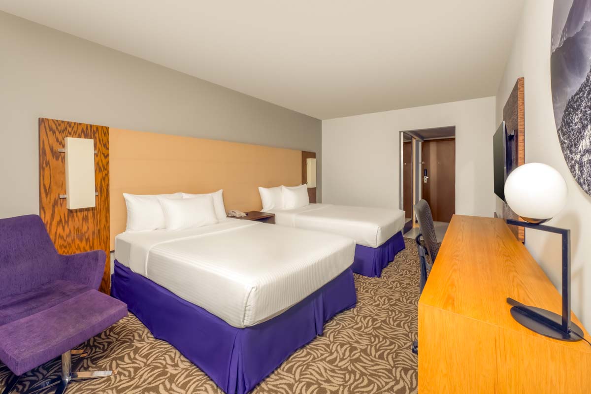   Krystal Urban® Monterrey San Jerónimo