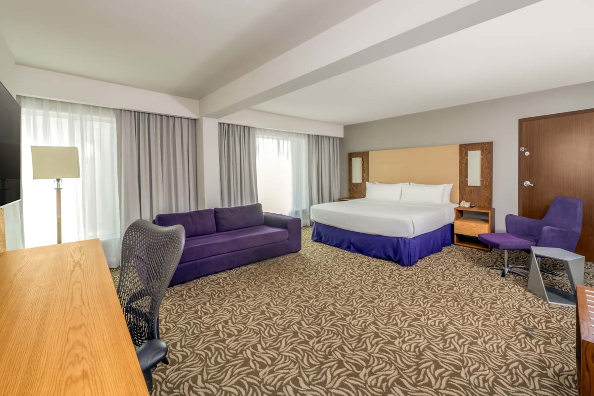   Krystal Urban® Monterrey San Jerónimo